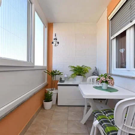 Fuer 2 Personen Ca 52 Qm In Liznjan, Istrien Suedkueste Von Istrien Apartment Liznjan