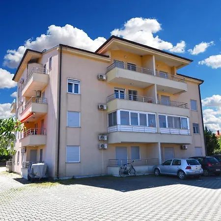 Fuer 2 Personen Ca 52 Qm In Liznjan, Istrien Suedkueste Von Istrien Apartment Liznjan